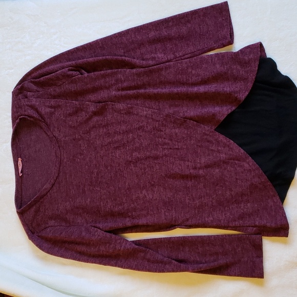 Hello Miz Maternity/Nursing Top (Medium) - Picture 1 of 4